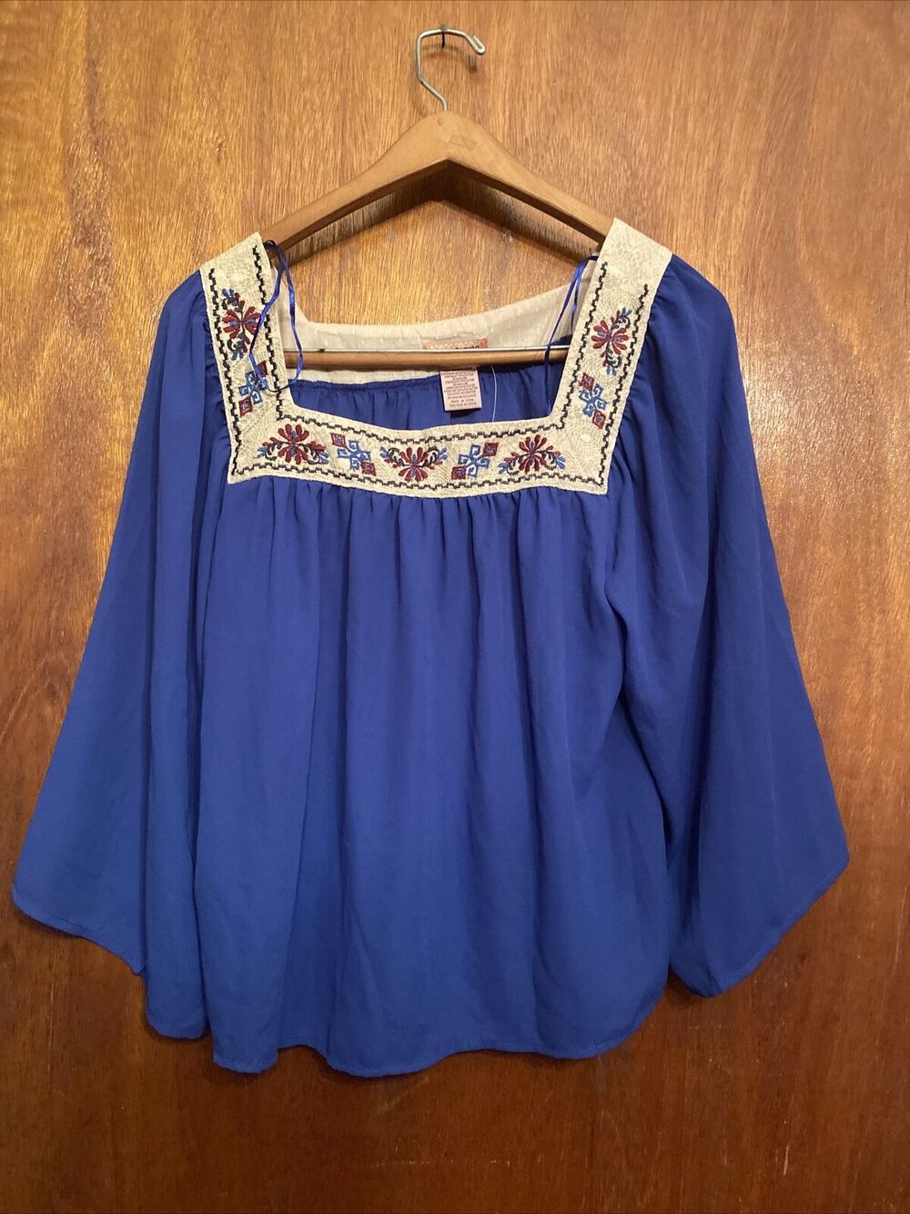 FLYING TOMATO Women M Bohemian Peasant Top Blouse Blue Embroidered Lace Neck 654